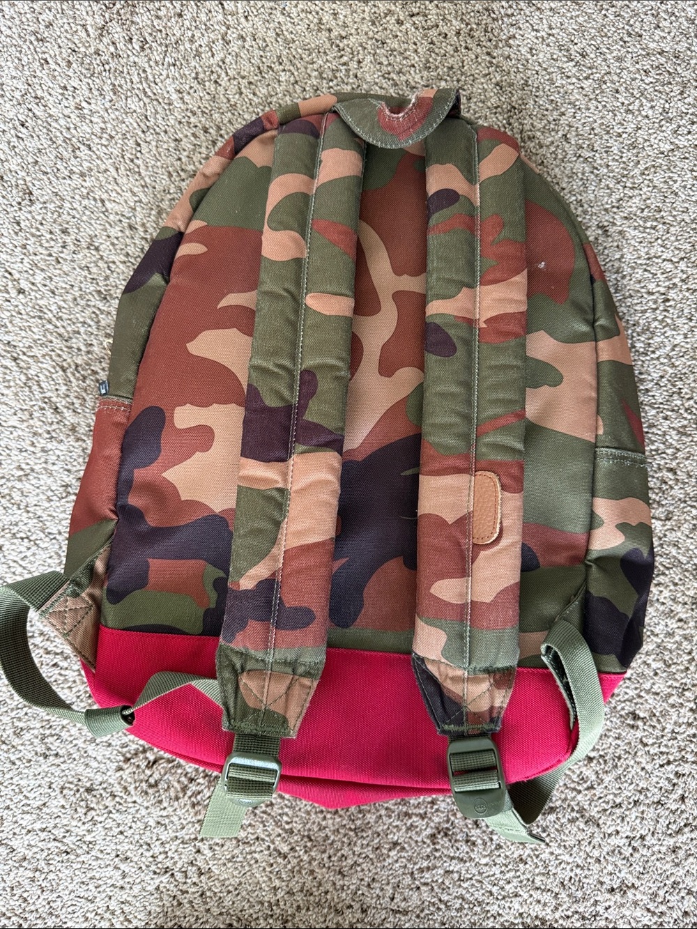 Herschel Supply Company Camo, Red & Navy Men's Backpack - Picture 2 of 4